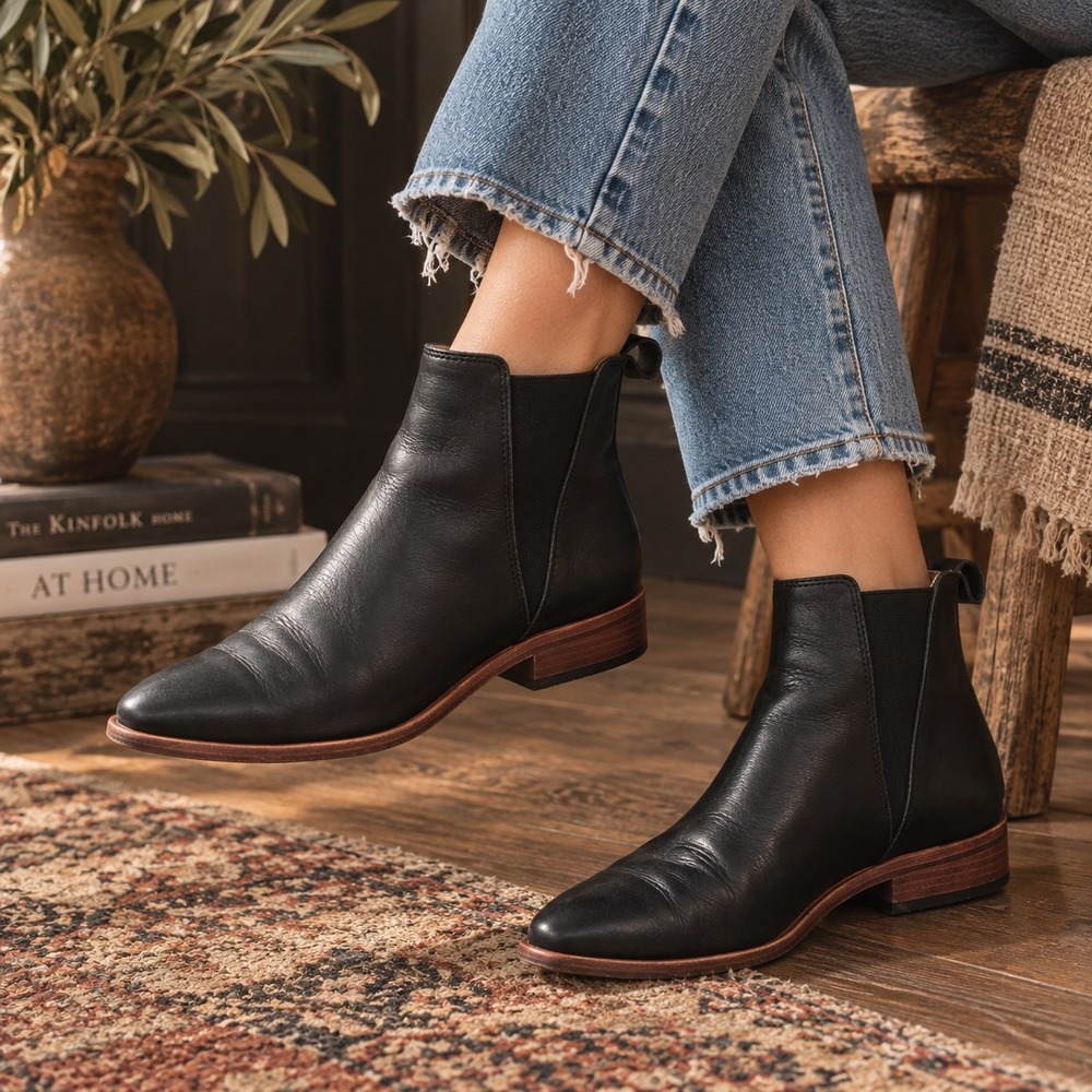 Nisolo Black Leather Chelsea Ankle Boots Pointed Toe Made in Peru quiet luxury 7